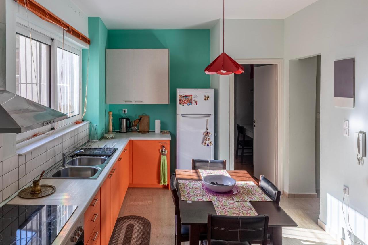 Erika'S Oasis - Stylish Gem Inthe Heart Of History Apartment Каламата Екстериор снимка